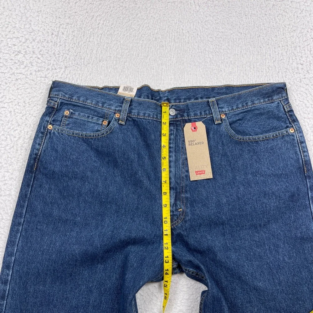 Levis 550 Relaxed Fit Jeans Mens 42x32 Blue Denim Tapered Leg NWT 005504886